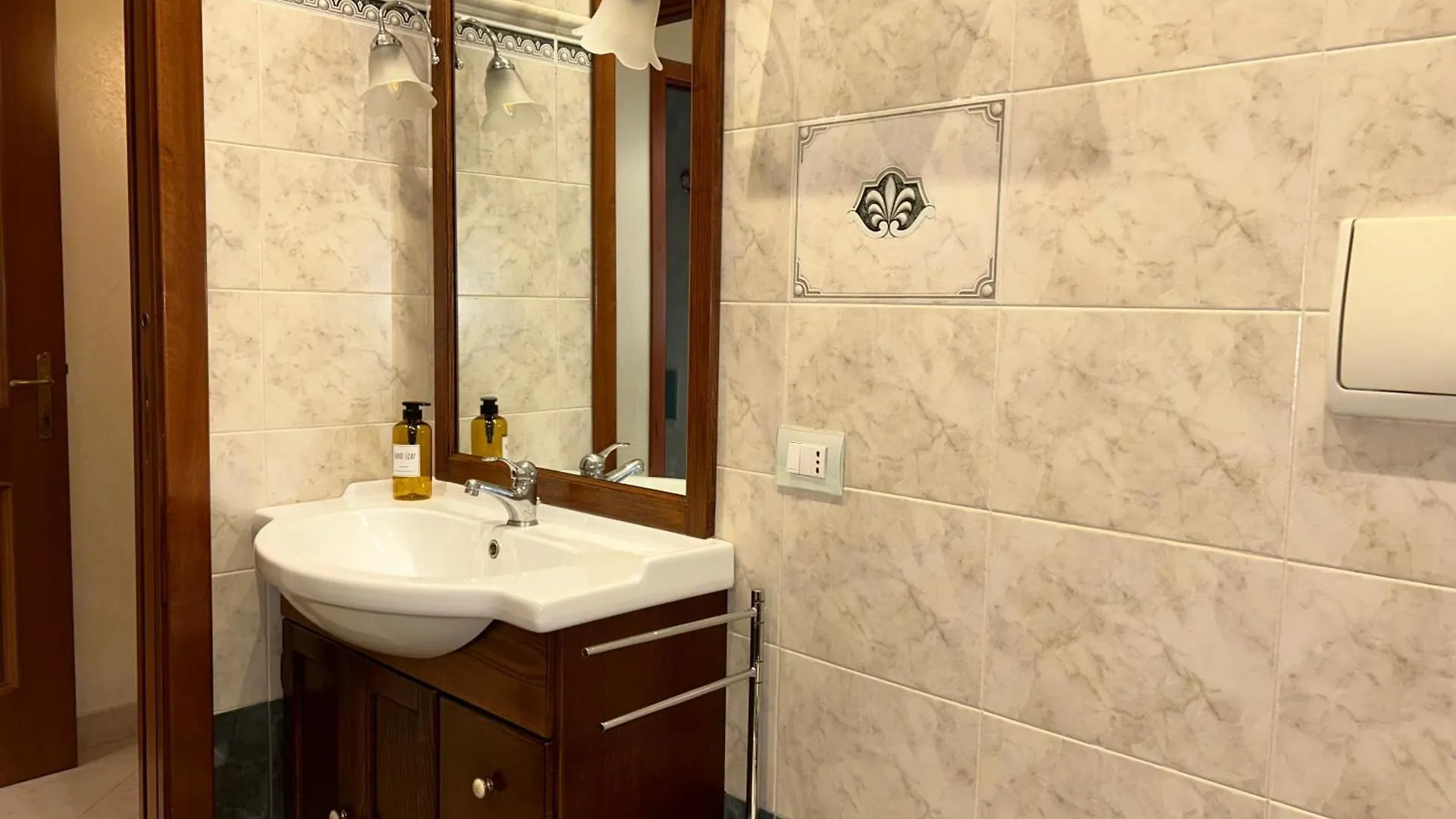 Casa Elegante Vicino Al Centro Di Roma Apartment
