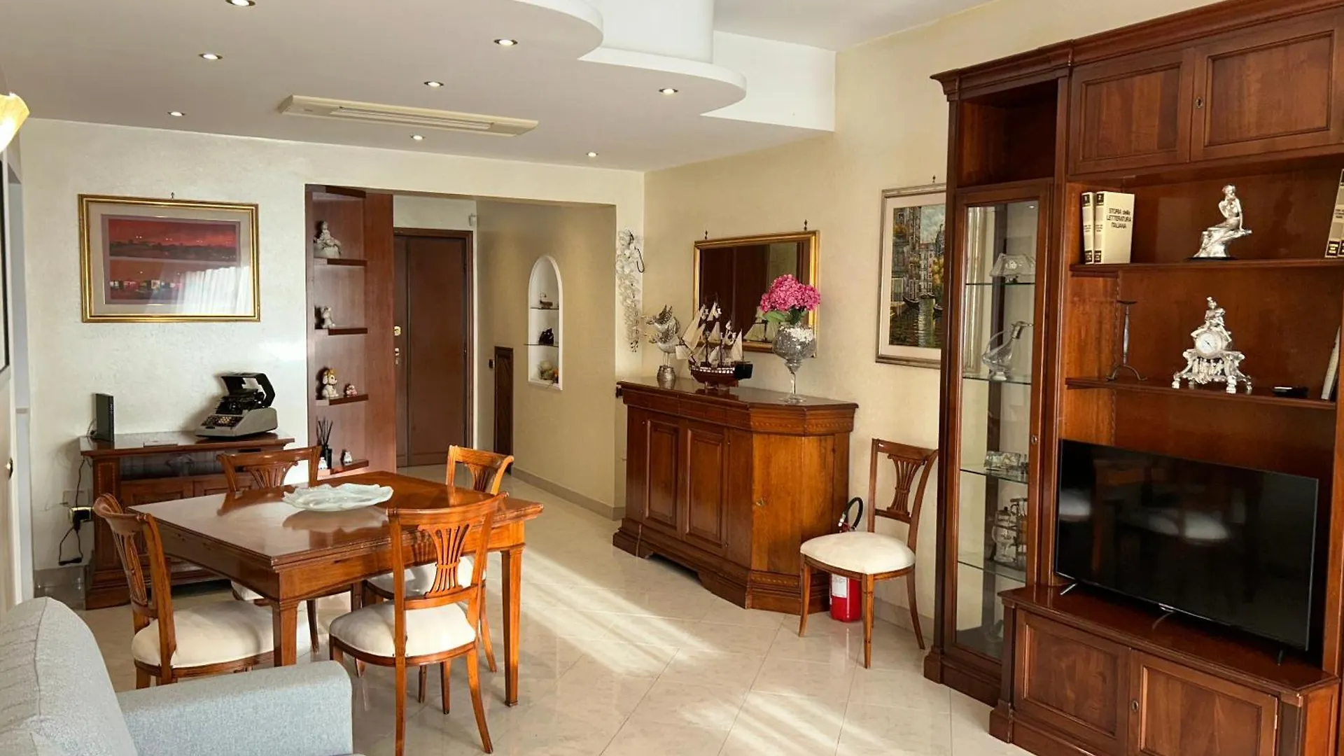 Casa Elegante Vicino Al Centro Di Roma Apartment